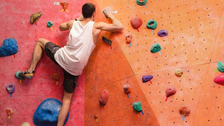 Mengerti Bagaimana Kegiatan Wall Climbing Bisa Sangat Menarik
